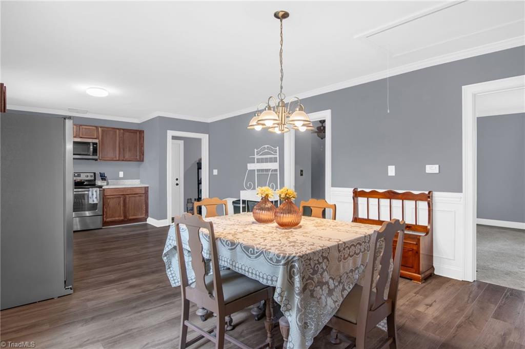 1809 Franklin Avenue High Point, NC 27260 - Photo 9 of 27