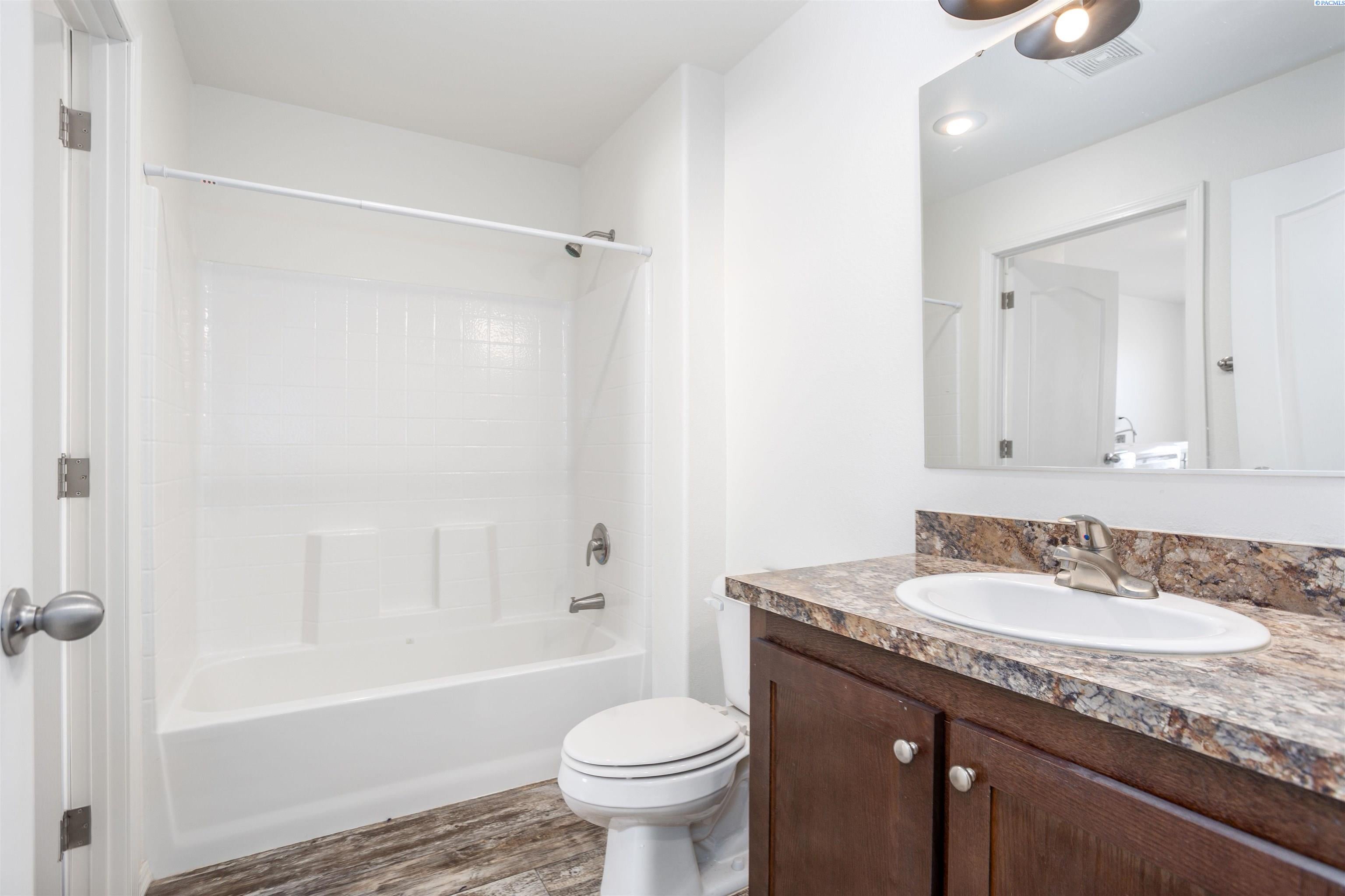 200802 East Game Farm Road, Unit 110 Kennewick, WA 99337 - Photo 16 of 27 Gallery Image 16