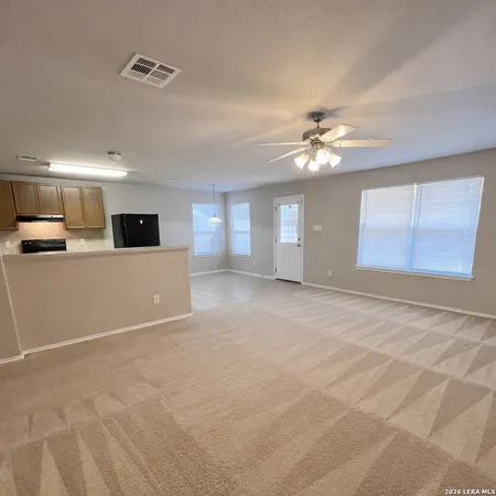 $1,550 | 5015 Fountain Hill, San Antonio, TX 78244