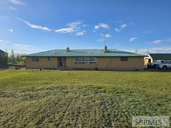 $650,000 | 5566 West 49th North, Idaho Falls, ID 83402