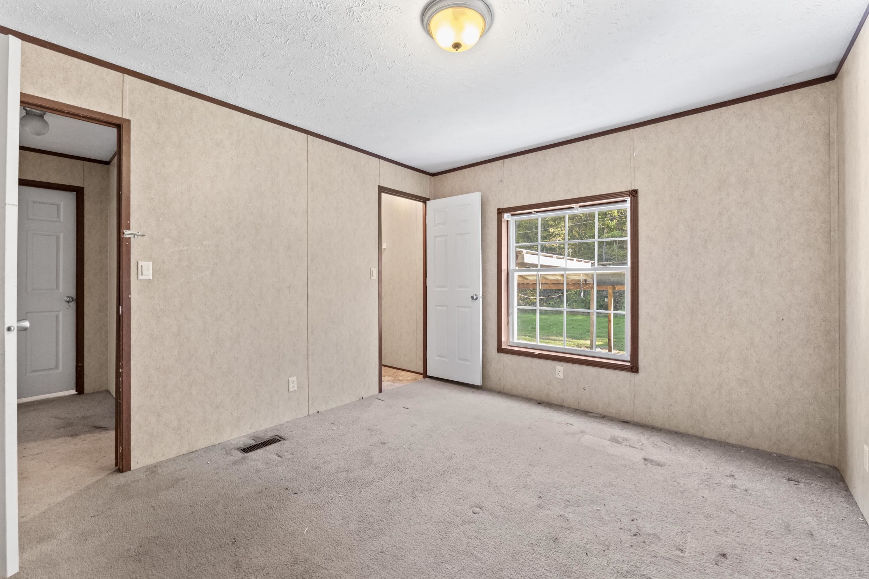 16028 Ellington Run Road Ashland, KY 41102 - Photo 23 of 29