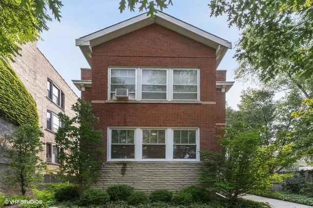 $3,600 | 935 Judson Avenue, Unit 2, Evanston, IL 60202