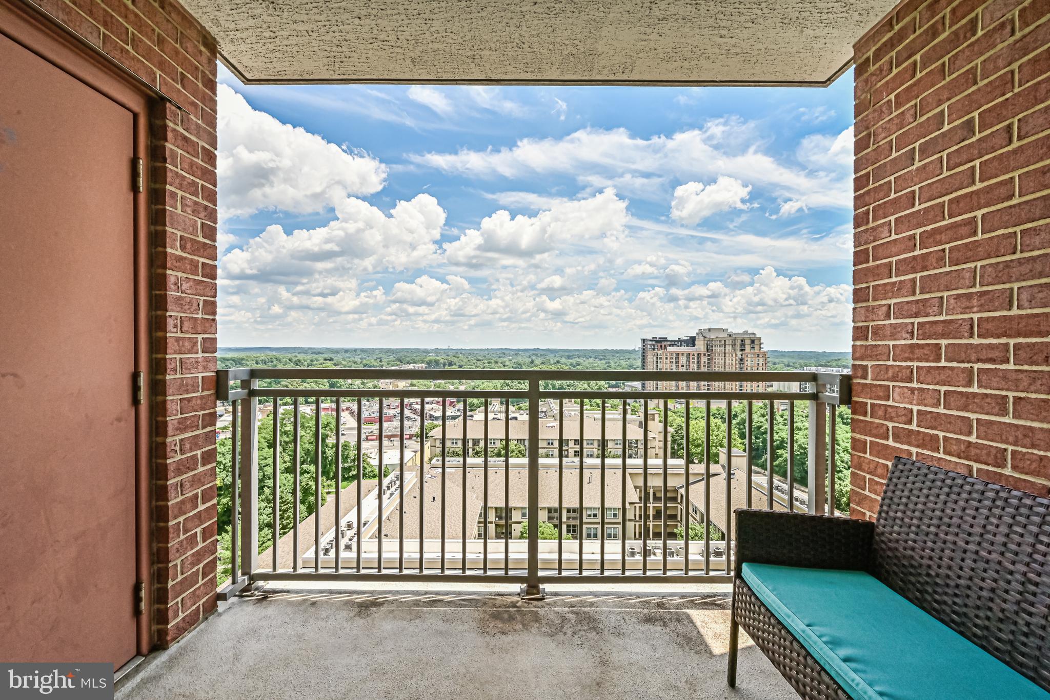 11710 Old Georgetown Road, Unit 1212 Rockville, MD 20852 - Photo 43 of 55 a view of a balcony with city view