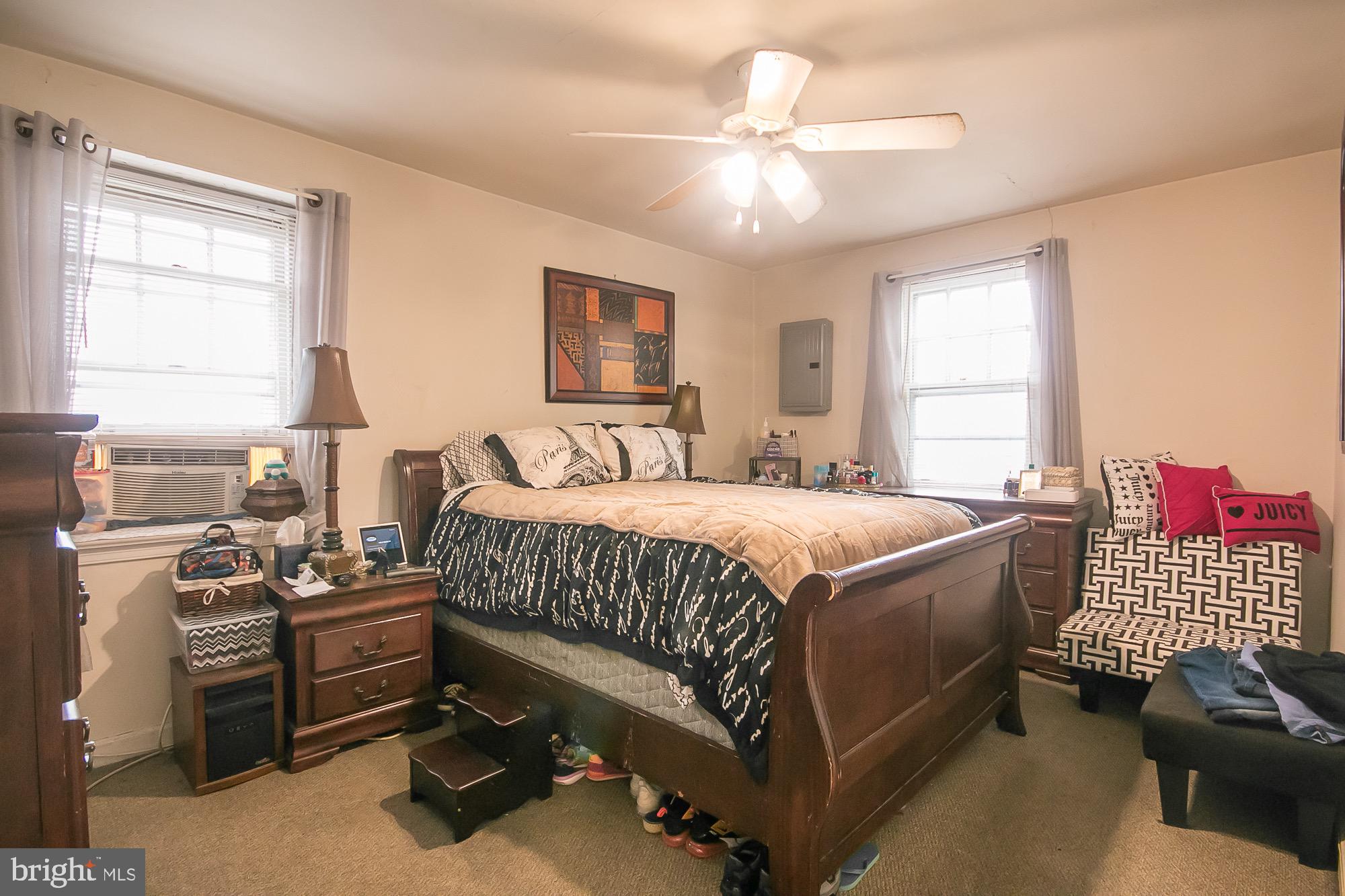 7325 Sherwood Road Philadelphia, PA 19151 - Photo 10 of 26 Gallery Image 10