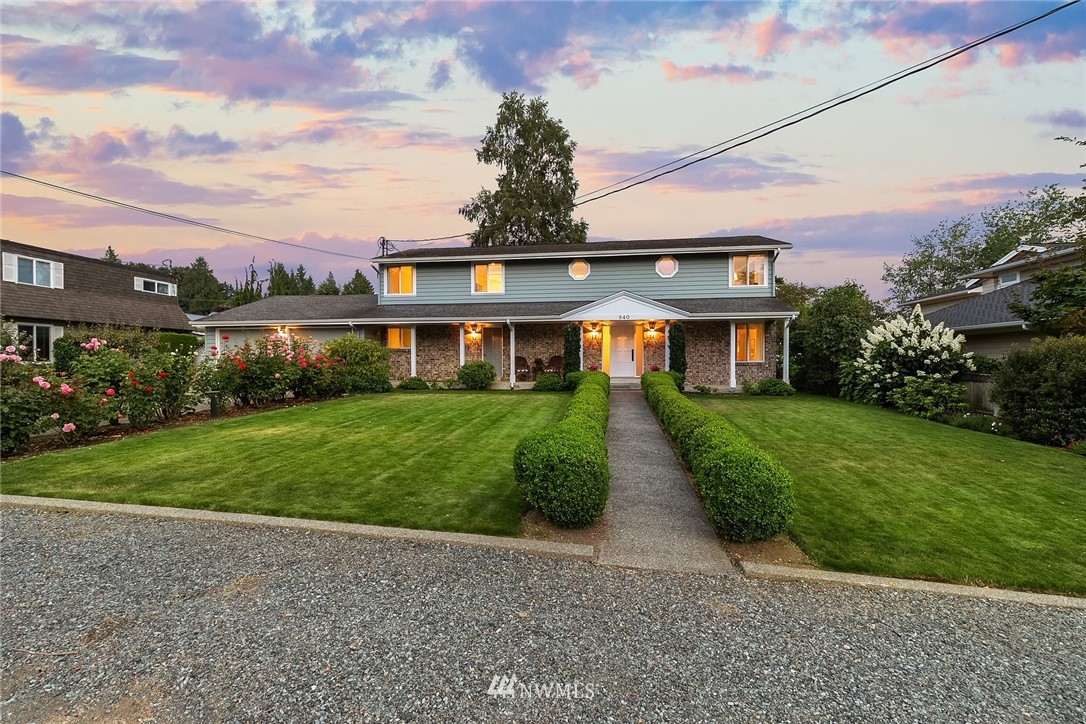 840 Bell Street Edmonds, WA 98020 - Photo 2 of 40 a front view of a house with a yard