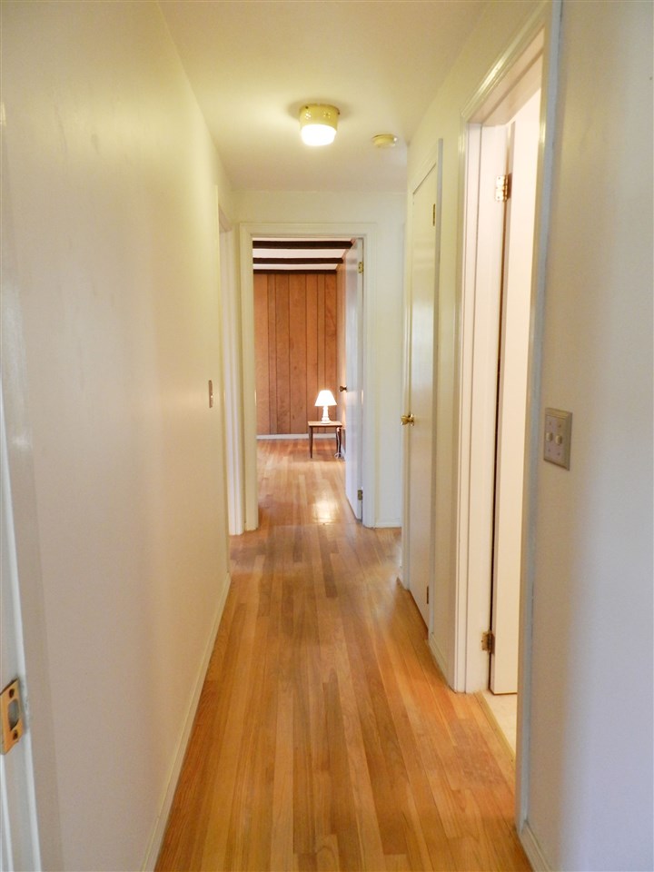1 Meadowfox Road North Hampton, NH 03862 - Photo 18 of 40