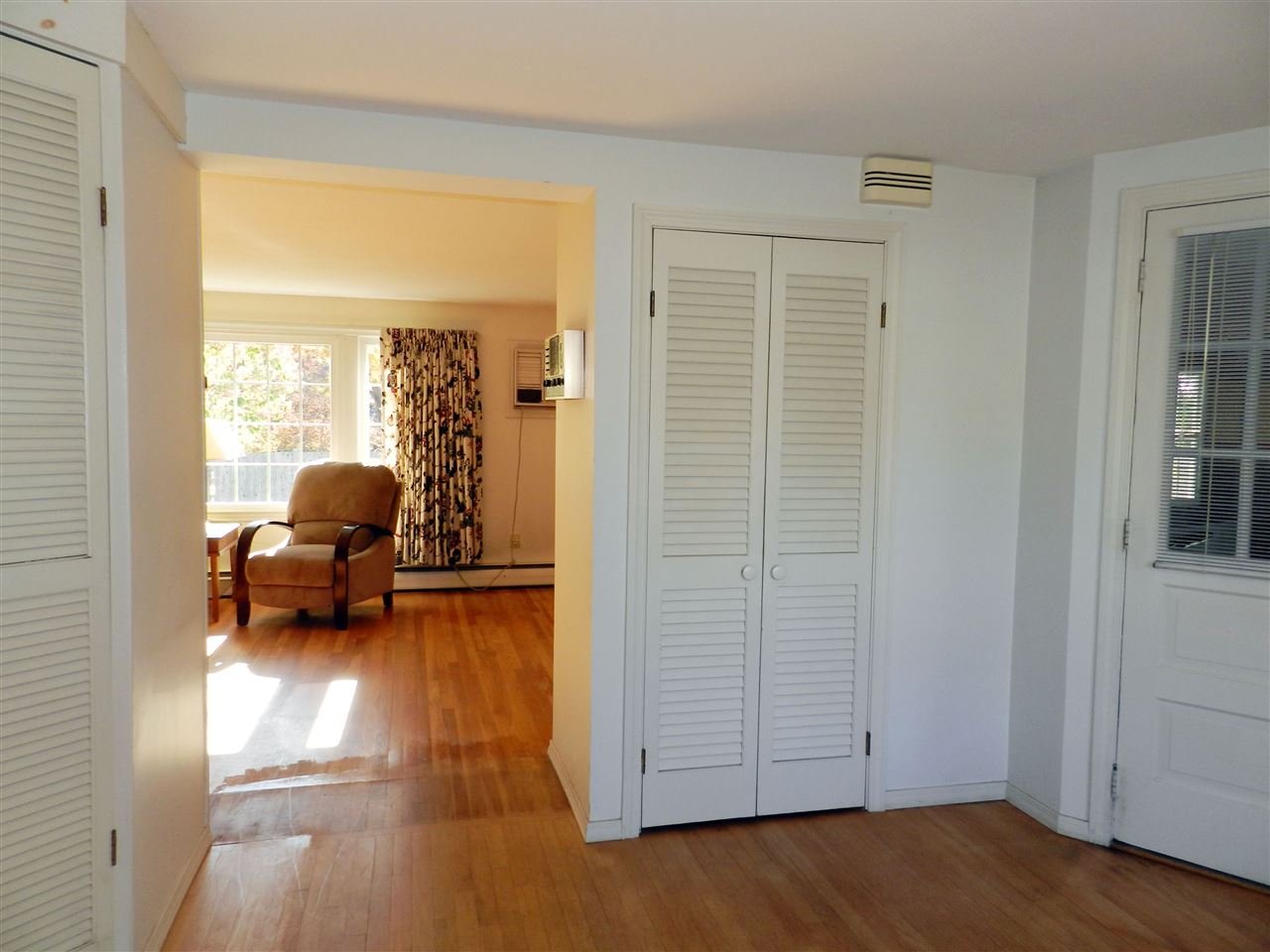 1 Meadowfox Road North Hampton, NH 03862 - Photo 9 of 40