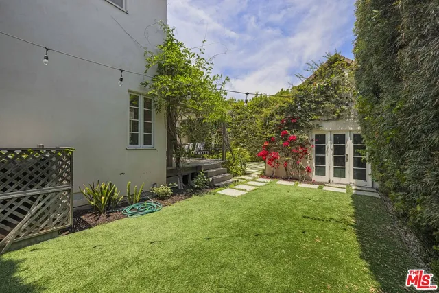 $2,899,900 | 736 South Cloverdale Avenue, Los Angeles, CA 90036