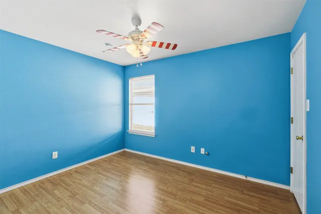 $250,000 | 709 Lavaca Loop, Elgin, TX 78621