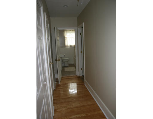 44 Marland Road Worcester, MA 01606 - Photo 12 of 17 Gallery Image 12