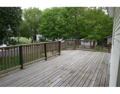 44 Marland Road Worcester, MA 01606 - Photo 3 of 17 Gallery Image 3