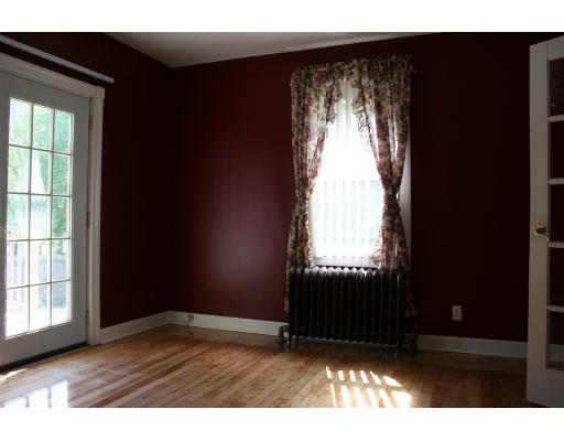 44 Marland Road Worcester, MA 01606 - Photo 7 of 17 Gallery Image 7