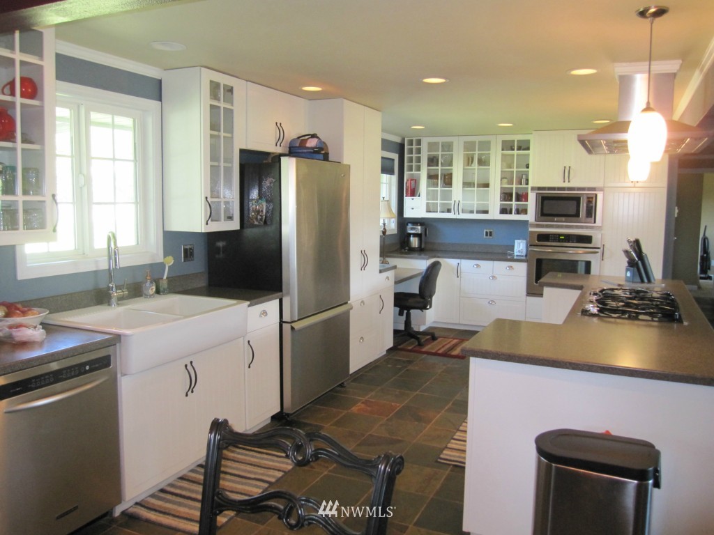 13212 Ingraham Road Monroe, WA 98272 - Photo 3 of 15