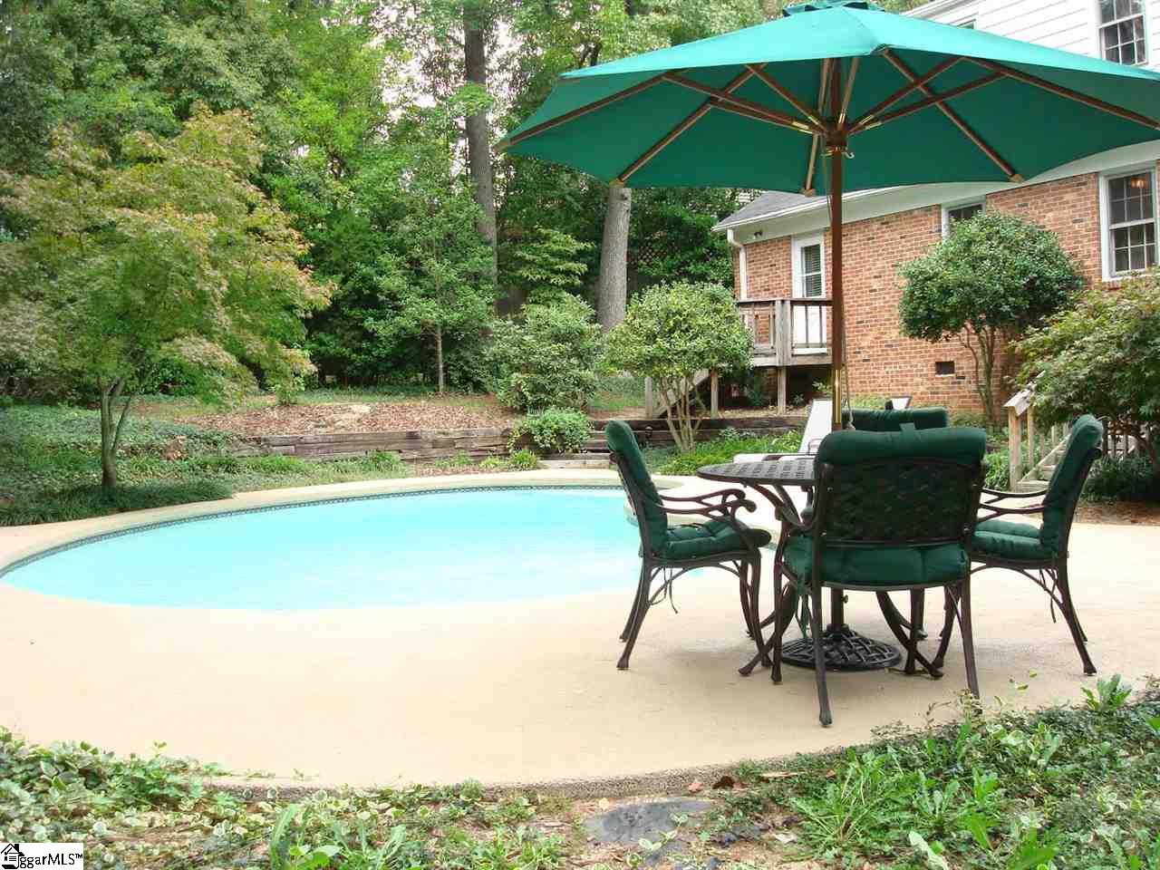 204 Sweetbriar Road Greenville, SC 29615 - Photo 34 of 36 Gallery Image 34