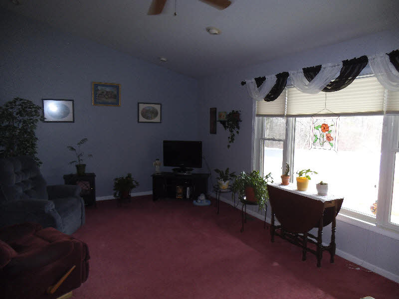 1313 East Whitefeather Road Pinconning, MI 48650 - Photo 13 of 22