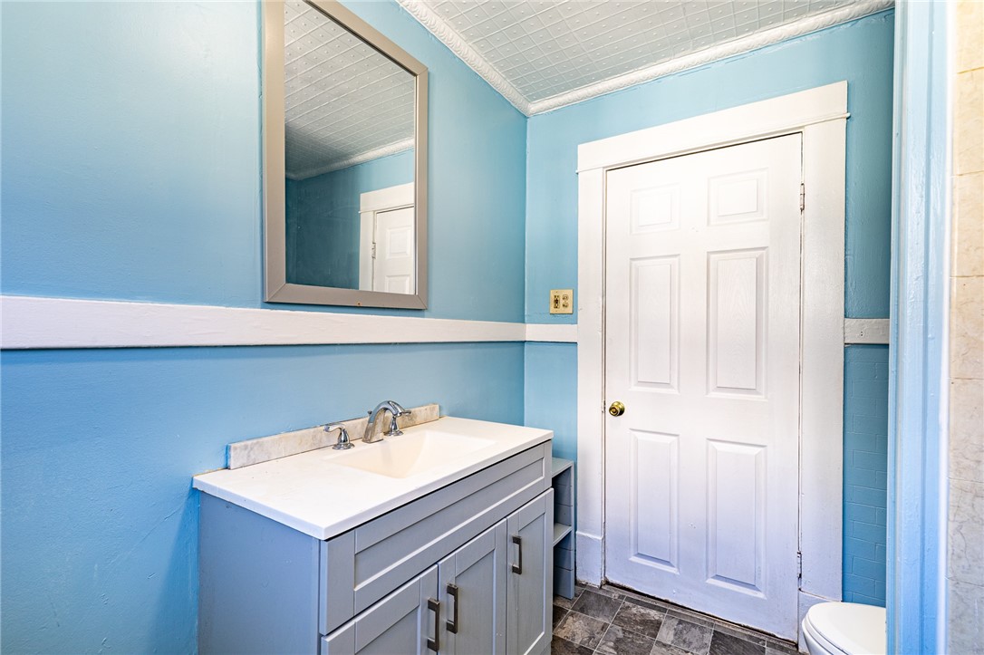 1123 Portland Avenue Rochester, NY 14621 - Photo 20 of 36