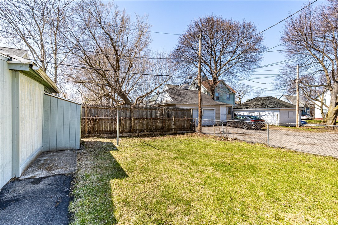 1123 Portland Avenue Rochester, NY 14621 - Photo 33 of 36