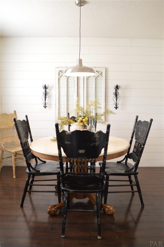 4125 April Road Pensacola, FL 32504 - Photo 11 of 47 Shiplap decor