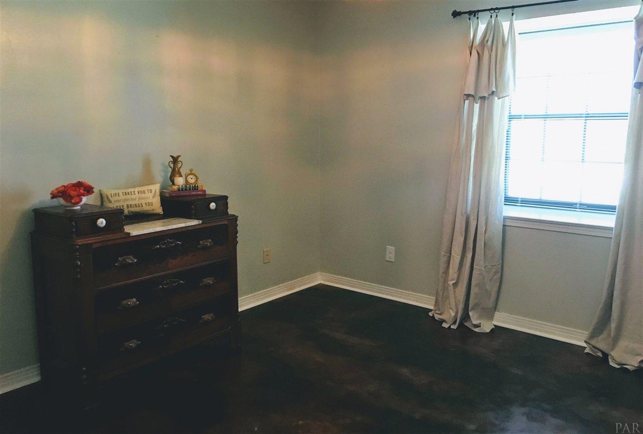 4125 April Road Pensacola, FL 32504 - Photo 39 of 47 Gallery Image 39