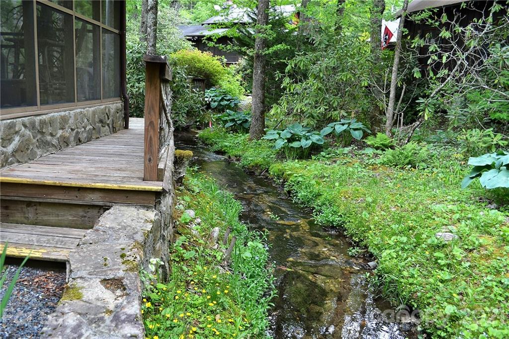6373 Hemlock Road Newland, NC 28657 - Photo 21 of 22 Gallery Image 21