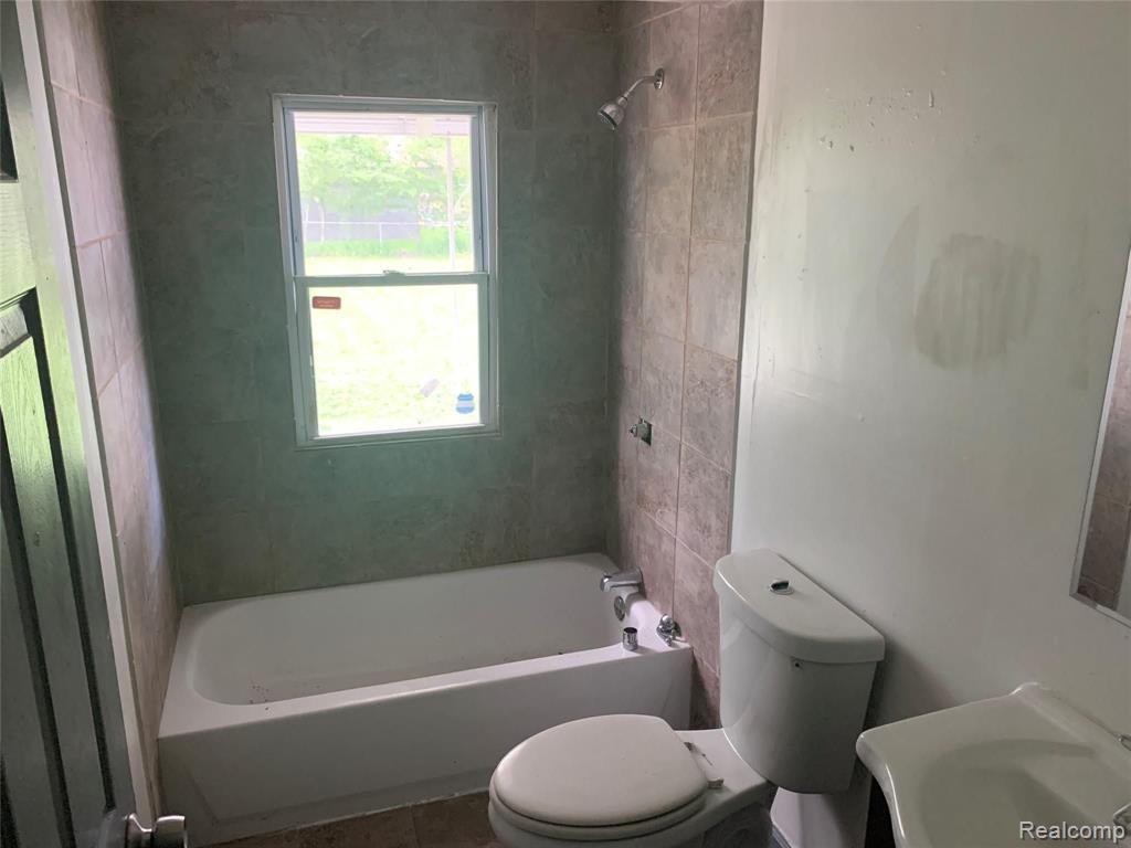 29733 Grandview Street Inkster, MI 48141 - Photo 7 of 7