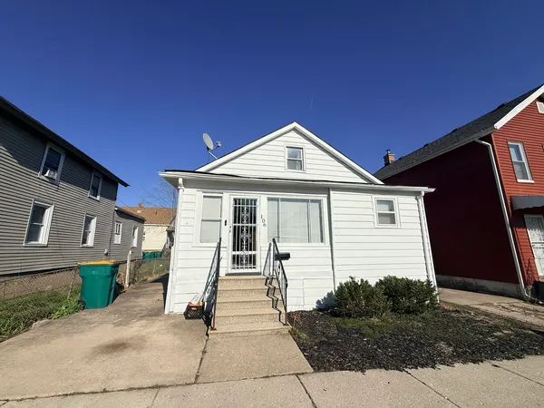 $175,000 | 106 South Joliet Street, Joliet, IL 60436