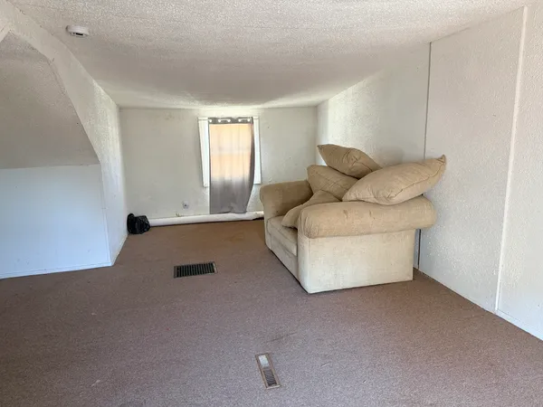 $175,000 | 106 South Joliet Street, Joliet, IL 60436