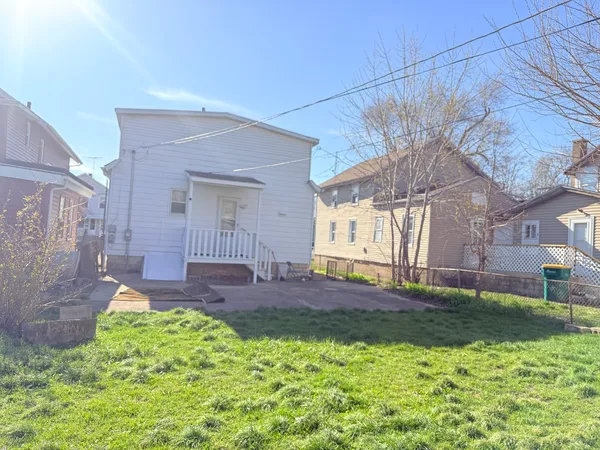 $175,000 | 106 South Joliet Street, Joliet, IL 60436