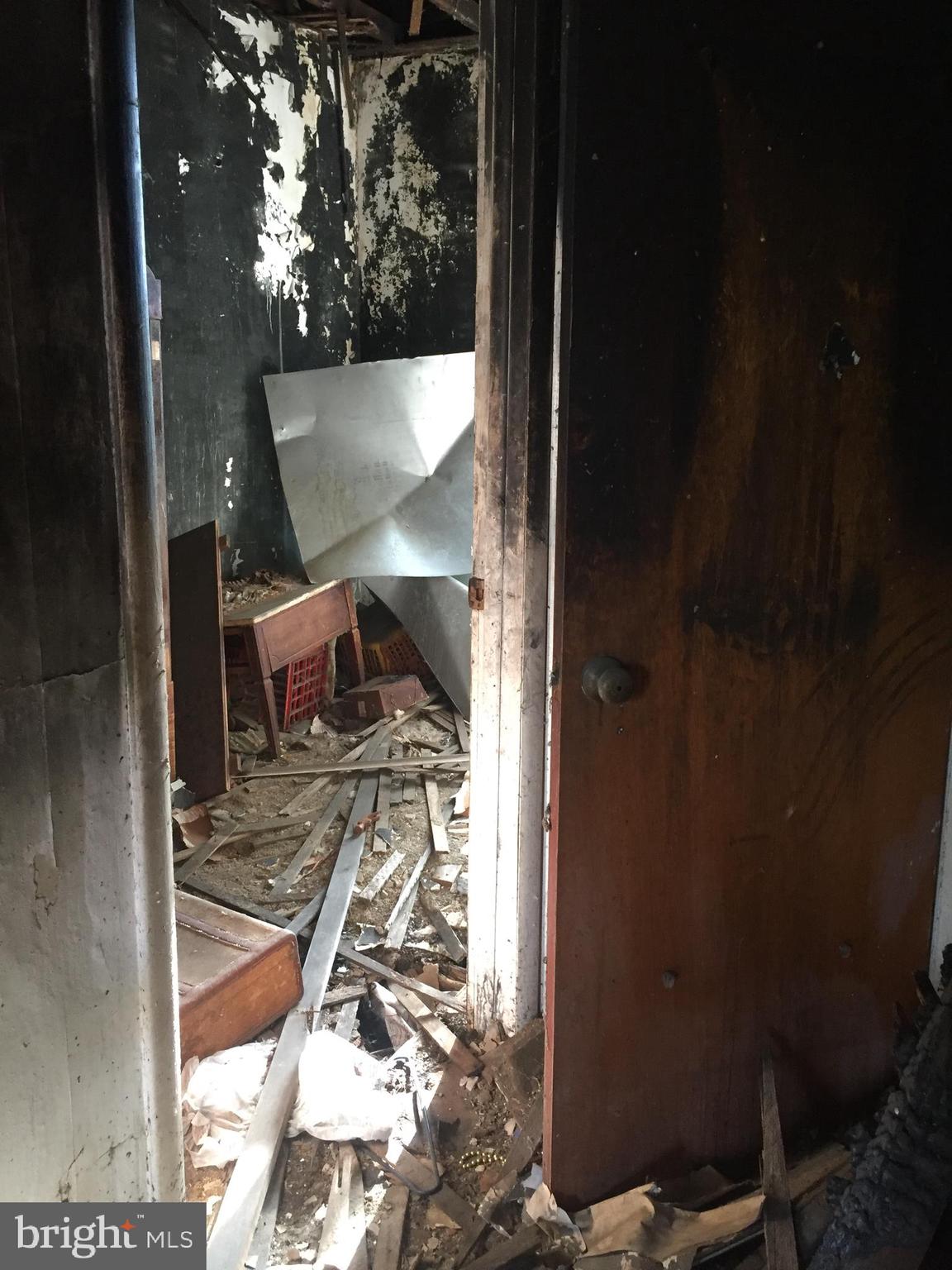 3113 Reach Street Philadelphia, PA 19134 - Photo 5 of 10