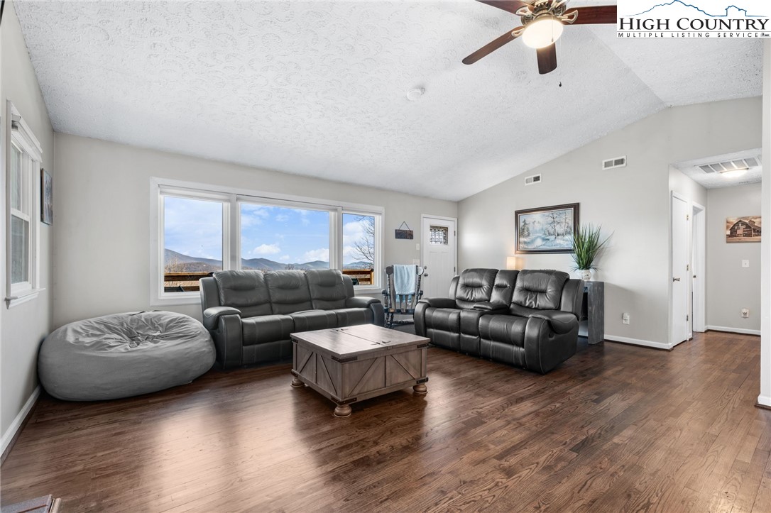 2501 Junaluska Road Boone, NC 28607 - Photo 6 of 38