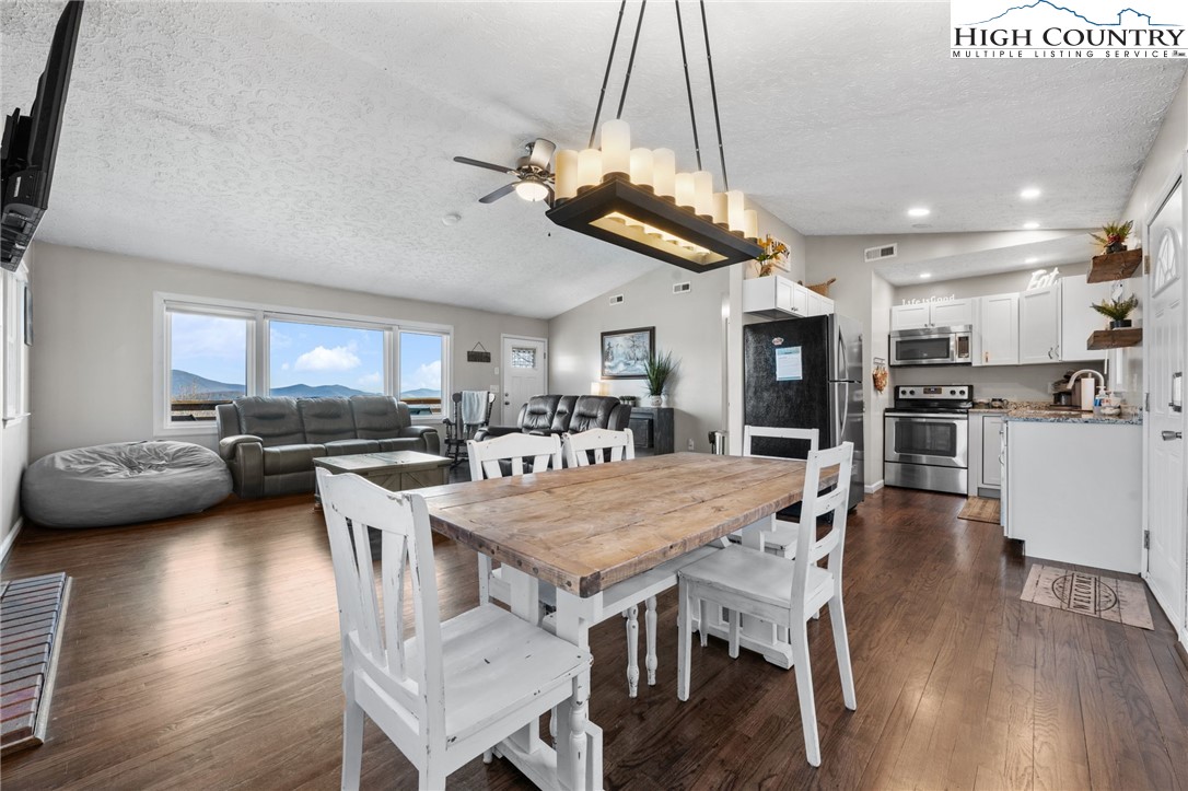 2501 Junaluska Road Boone, NC 28607 - Photo 10 of 38