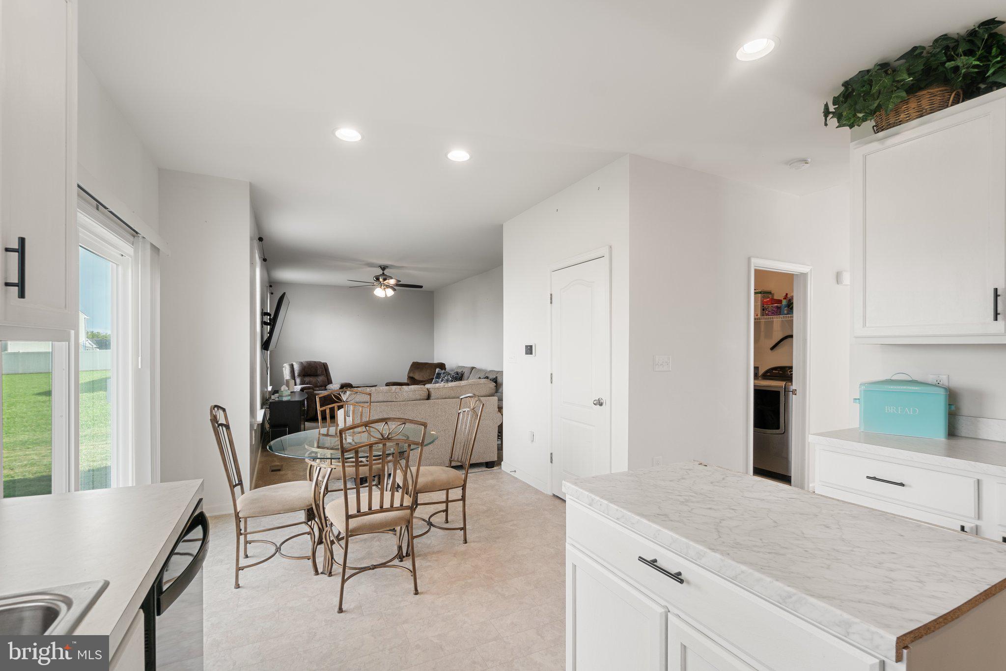 846 Calvert Circle Bunker Hill, WV 25413 - Photo 17 of 43