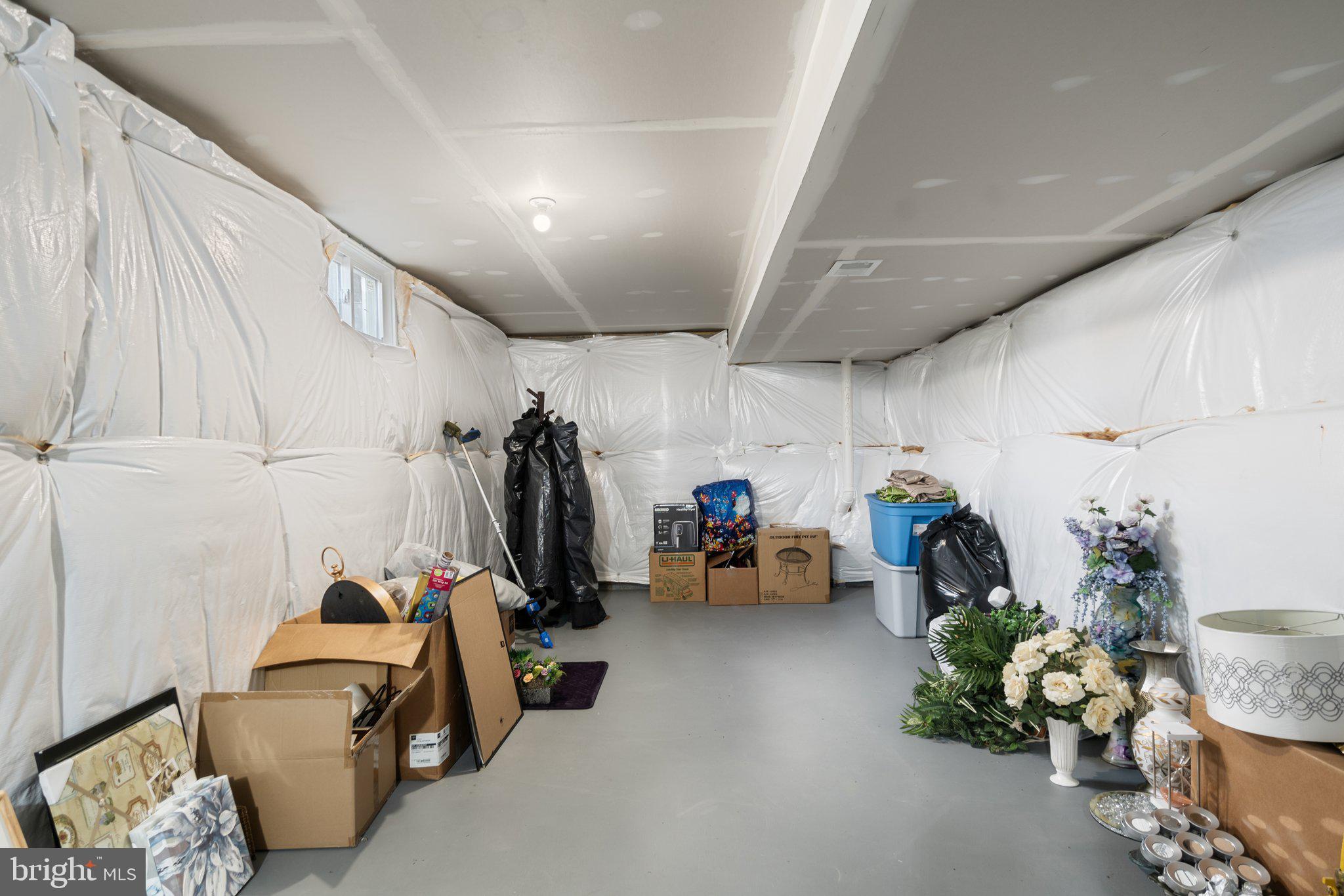 846 Calvert Circle Bunker Hill, WV 25413 - Photo 38 of 43