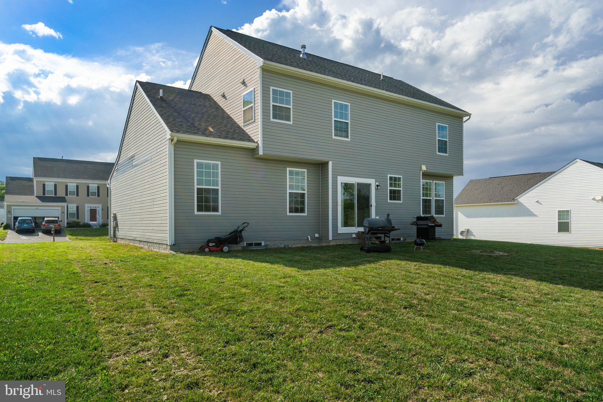 846 Calvert Circle Bunker Hill, WV 25413 - Photo 40 of 43