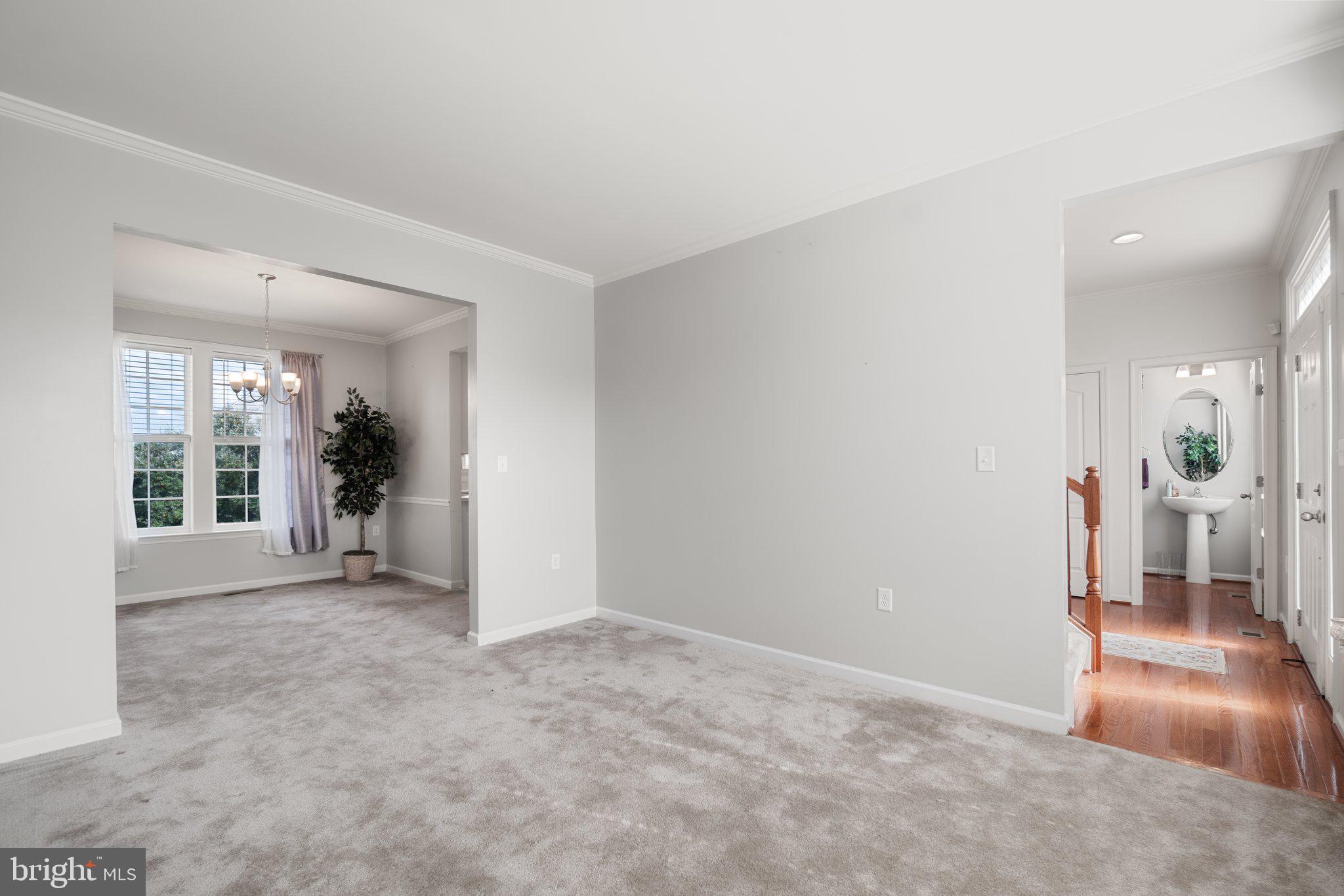 846 Calvert Circle Bunker Hill, WV 25413 - Photo 8 of 43