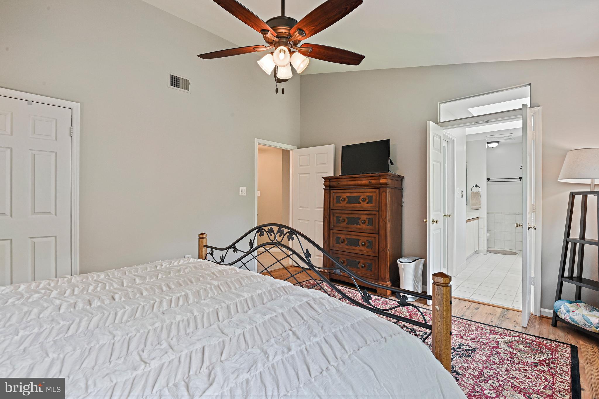9830 Faust Drive Vienna, VA 22182 - Photo 38 of 75