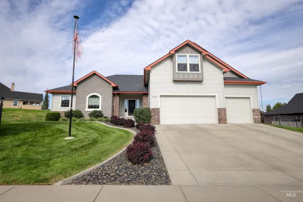 $648,000 | 2813 South Bayhill Court, Nampa, ID 83686