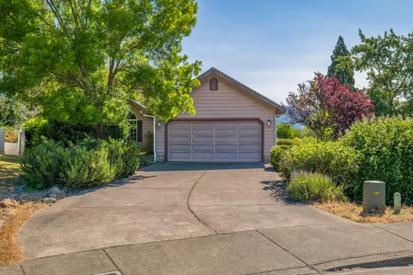 $359,000 | 23 Southwest Leonard Street, Grants Pass, OR 97526
