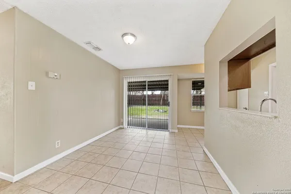 $1,195 | 4726 Casa Verde Street, San Antonio, TX 78233