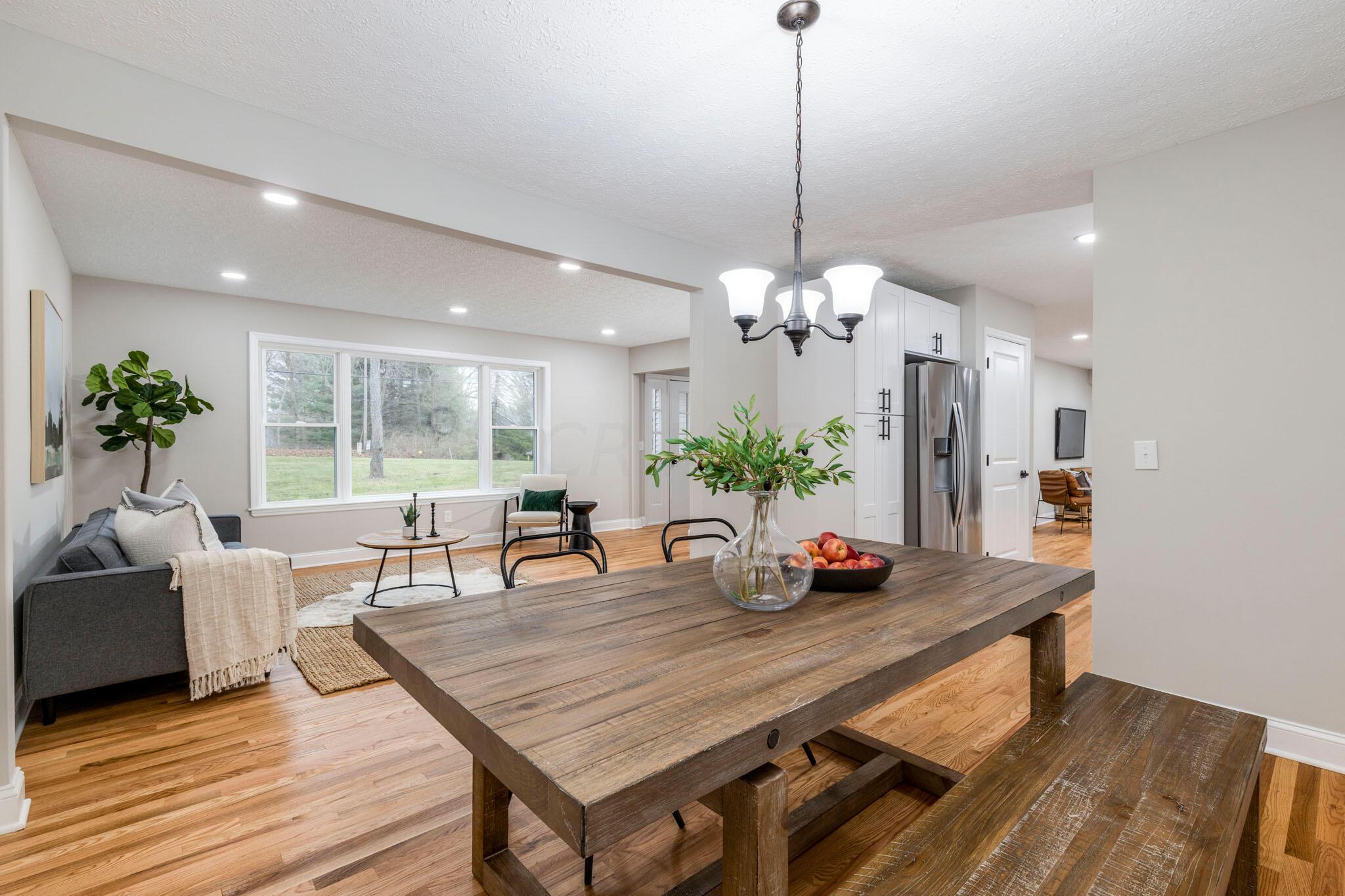 8116 Lewis Center Road Galena, OH 43021 - Photo 17 of 46 Dining Room