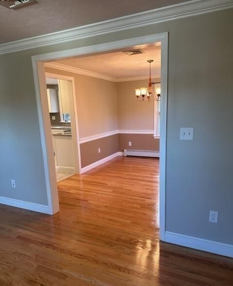 202 Dale Street Waltham, MA 02451 - Photo 4 of 10