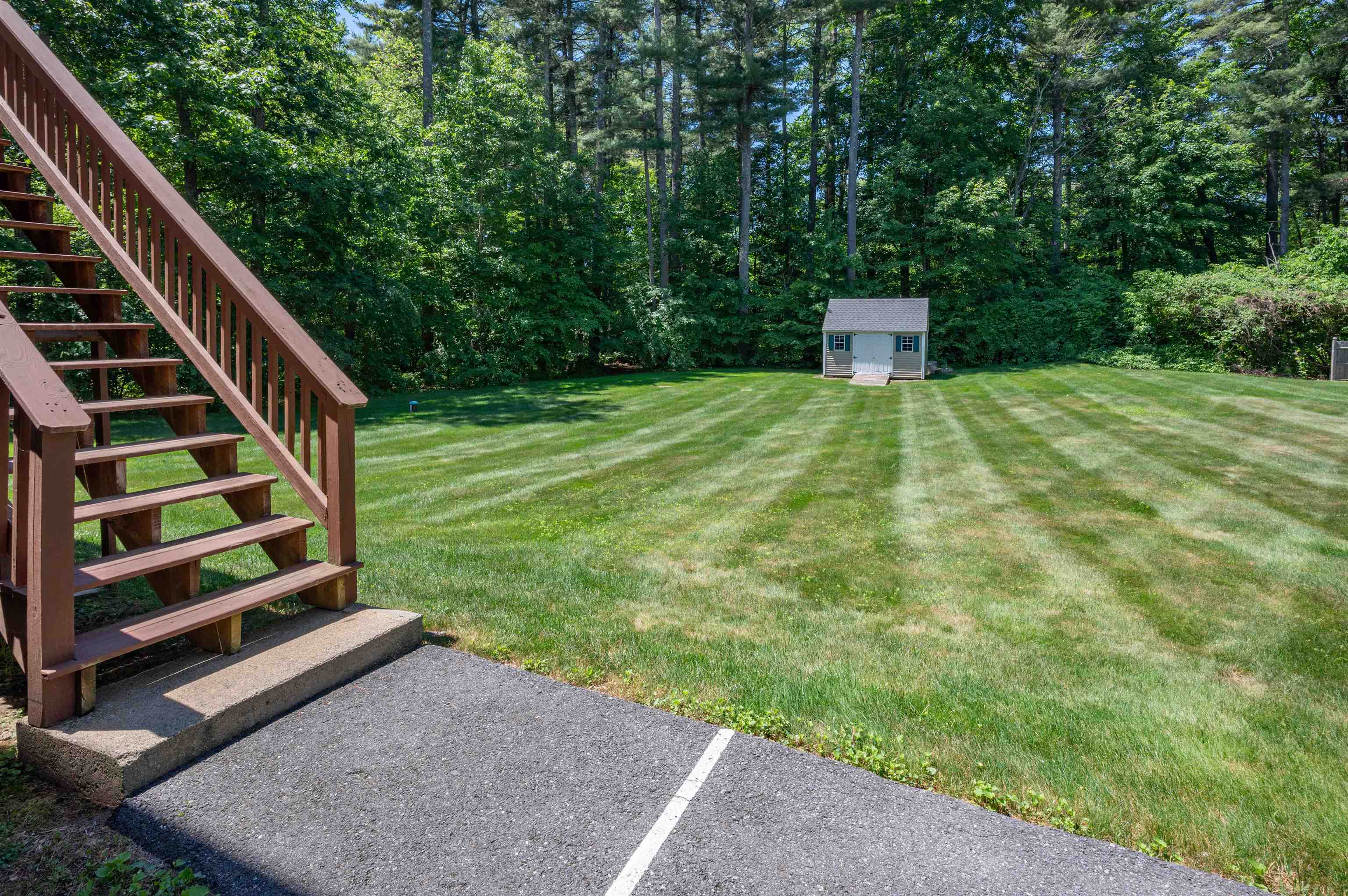 10 Golden Brook Road Windham, NH 03087 - Photo 39 of 43