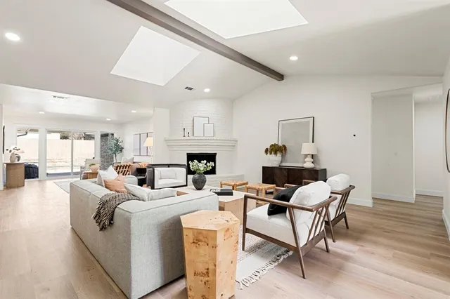 $939,000 | 9376 Briarhurst Drive, Dallas, TX 75243