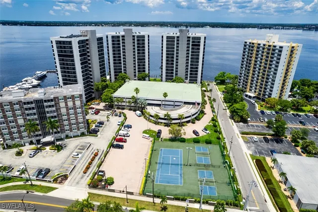 a picture of city view