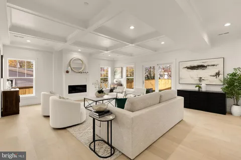 $1,175,000 | 3905 Halsey Street, Kensington, MD 20895