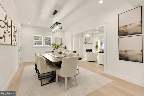 $1,175,000 | 3905 Halsey Street, Kensington, MD 20895