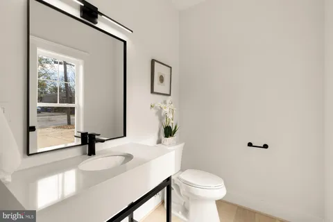 $1,175,000 | 3905 Halsey Street, Kensington, MD 20895