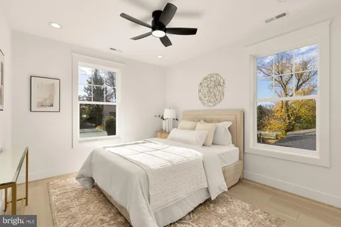 $1,175,000 | 3905 Halsey Street, Kensington, MD 20895