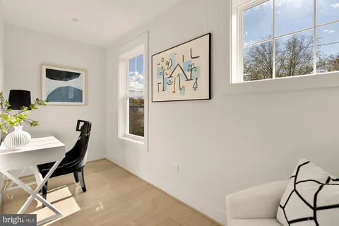 $1,175,000 | 3905 Halsey Street, Kensington, MD 20895