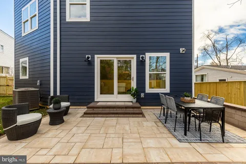 $1,175,000 | 3905 Halsey Street, Kensington, MD 20895